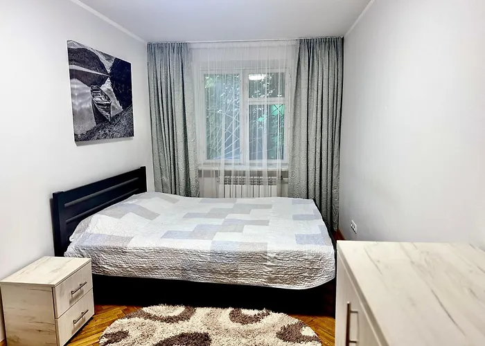 с 3мя окремими спальнями у аркадії * 오데사